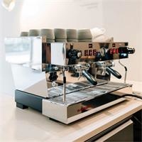 Máy pha cà phê La Marzocco Linea Classic S 2 Group AV (Auto-Volumetric)