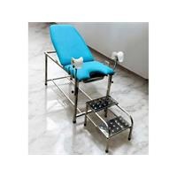 Bàn khám phụ khoa inox 3A kèm đệm và bục