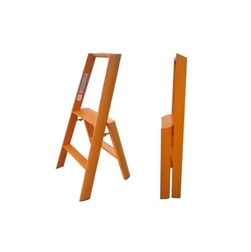 ✓