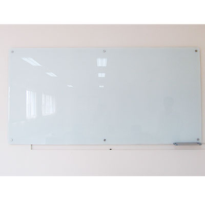 Bảng kính ghép keo sữa 10 ly 38 Bavico kích thước 80cm x 120cm