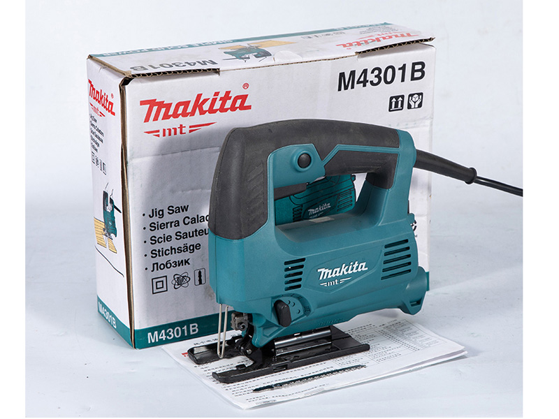 Máy cưa lọng Makita M4301B