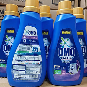 Nước giặt Omo Matic cửa trước