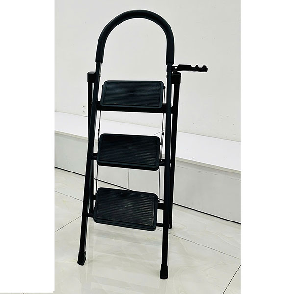 Thang ghế gia đình 3 bậc Sumika A303