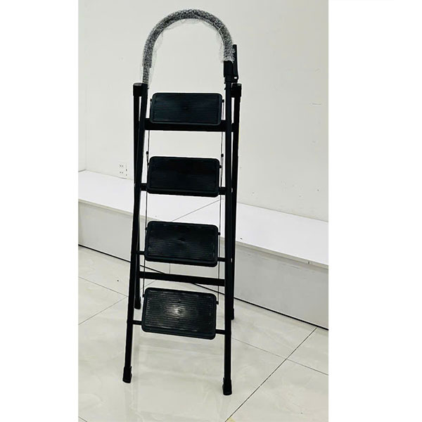 Thang ghế gia đình 4 bậc Sumika A304