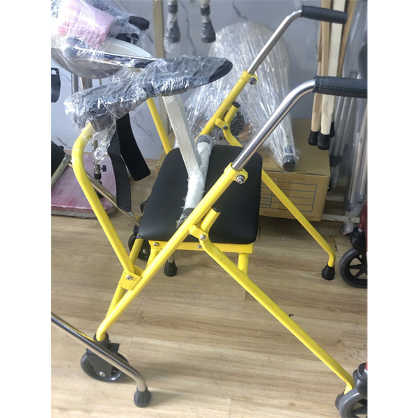 Khung tập đi sắt có ngồi cho người lớn PN42SL