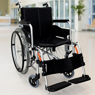 Xe lăn Miki USG-1 siêu nhỏ nhẹ