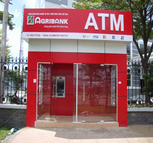 Thanh toán chuyển khoản qua ATM và ngân hàng rất tiện lợi